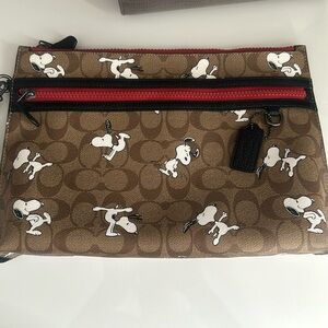 Coach x peanuts bag